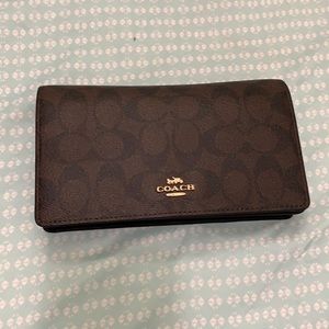 Ana Foldover Crossbody Clutch In Signature Canvass